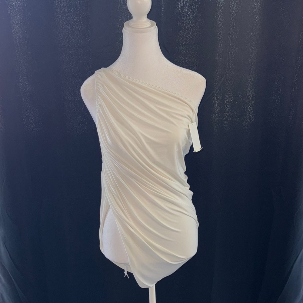 NWT Norma Kamali Diana Asymmetric Ruched Top